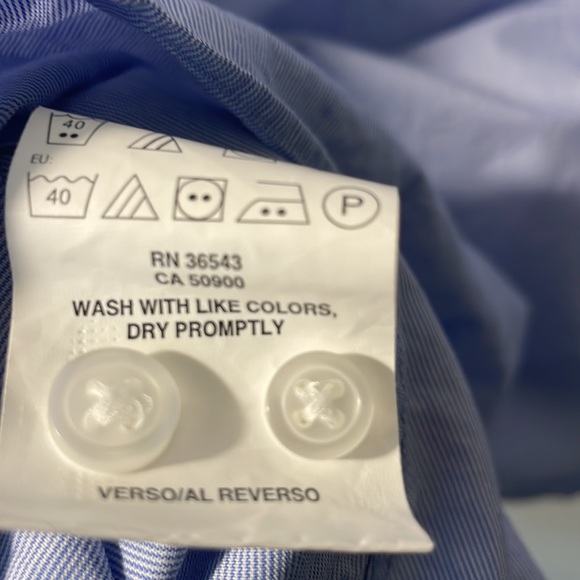 Tommy Hilfiger bl/wh button down size 16.5 neck/32/33 length. Slim fit. - Picture 5 of 6